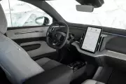 Drivers Revolt Against Touchscreens: The Battle for Buttons in Modern Cars