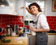 Exploring the Allure of Tradwife Culture: A Month-Long Immersion