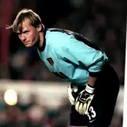 Football Mourns Alex Manninger: Arsenal and Liverpool Pay Tribute After Tragic Death