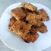 Forget Banana Bread: Try These Easy 6-Ingredient Chocolate Banana Oat Bars