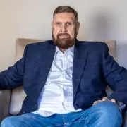 From Near-Death to New Life: How a Coma Transformed a Former Addict