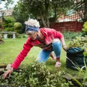 Gardening Expert Reveals Crucial Free Task for Lush April Gardens