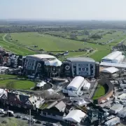Grand National Champion Withdrawn as Field of 34 Horses Is Finalised