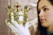 Historian Anna Keay Appointed as Official Biographer of Queen Elizabeth II
