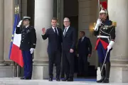 Keir Starmer in Paris for Critical Strait of Hormuz Talks Amid Oil Crisis