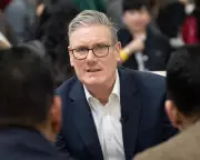 Labour MP Urges Starmer to Convene Global Energy Summit Amid Iran War Crisis