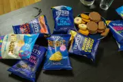 Late-Night Snacking Under Stress Doubles Bowel Problem Risk, Study Reveals