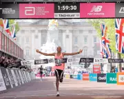 London Marathon 2026: Thousands Brave Rain for Charities