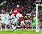 Manchester United Beat Brentford to Close on Champions League Place