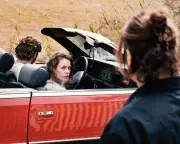 Miroirs No 3 Review: Petzold's Elegant Mystery of Grief and Dysfunction