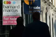 Mortgage Cost Surge Dampens UK Buyer Demand as Surveyors Warn of Market Slowdown