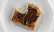 Nutella Alternatives: Which Chocolate Spreads Are Actually Healthier?