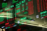 Oil Prices Surge Above $100 Amid Iran Ship Seizures and Stalled Peace Talks