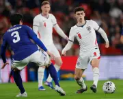 Phil Foden's World Cup Spot in Doubt After Struggles for England