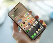 Samsung Galaxy S26 Review: Compact Flagship Still Shines but Cameras Lag Behind