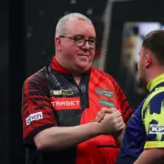 Stephen Bunting Reacts to Luke Littler's Crowd Gestures After Premier League Darts Win