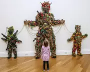Toddler's Toy Pig Sparks Guide to Art Galleries for Young Children