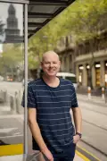Tom Gleeson on Comedy, Controversy, and Being 'Out of Touch'