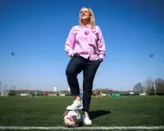 Tracey Neville's New Challenge: Building Women's Football at Stockport County