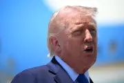 Trump Hosts VIP Crypto Event as His Coin Plunges Over 95% in Value