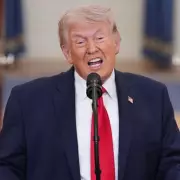 Trump Mocks Starmer Over Iran War Stance in White House Lunch