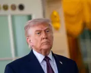 Trump Seeks Superior Iran Deal Amidst Political and Diplomatic Hurdles