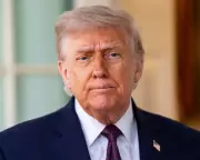 Trump Signals US-Iran Peace Talks Could Resume Within Days Amid Islamabad Push