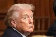 Trump Weighs Airstrikes and Hormuz Blockade as Iran Peace Talks Collapse