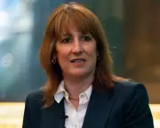 UK Borrowing Undershoots Target by £700m, But Iran War Threatens Fiscal Headroom