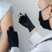 UK Launches mRNA Vaccine Trial Against Mutating Bird Flu Strain