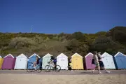 UK Records Hottest Early April Day in 80 Years, Surpassing Holiday Hotspots