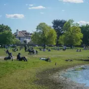 UK Weather Maps Forecast Mini-Heatwave with Temperatures Hitting 21C