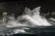 US March Heat Shatters Records as Super El Niño Looms