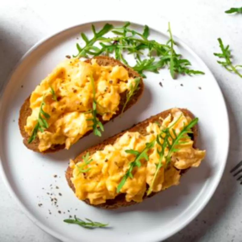 Add Mayo to Scrambled Eggs for Fluffy, Creamy Results