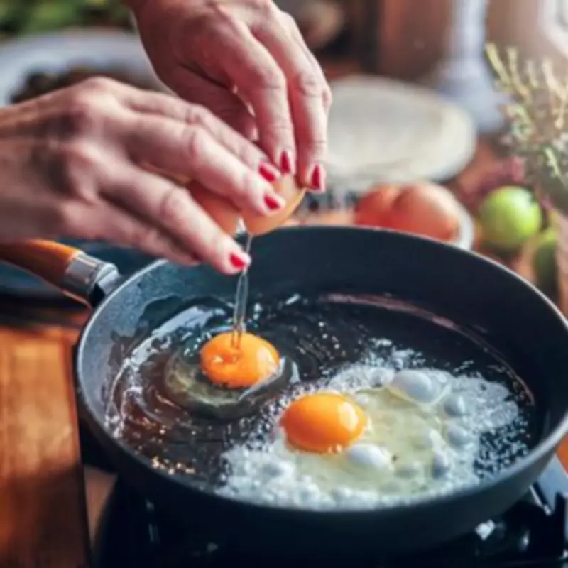 Add Sesame Seeds to Pan for Crispy Fried Eggs