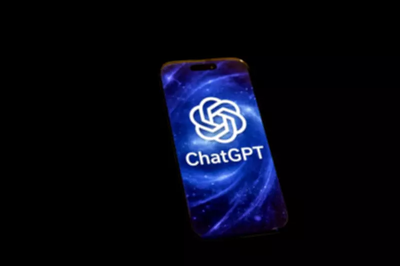 AI Surpasses Turing Test: GPT-4.5 More Human Than People