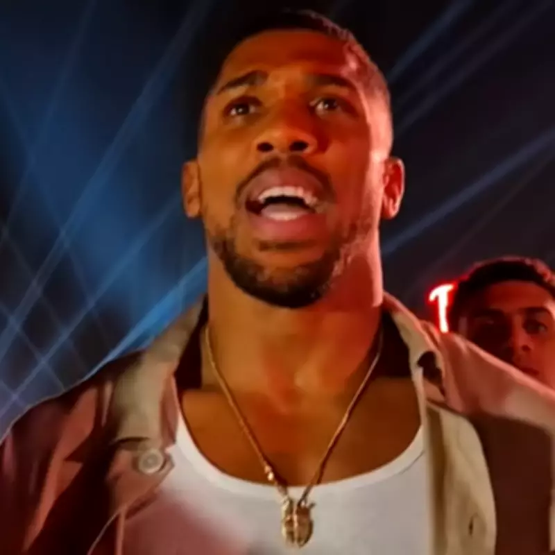 Anthony Joshua Backs Rico Verhoeven Over Controversial Usyk Stoppage