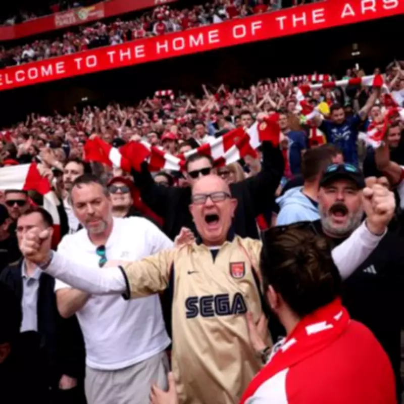 Arsenal Charge £130,000 for Box as Premier League Title Looms
