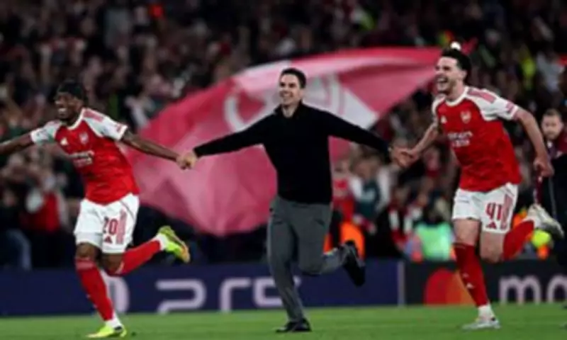 Arsenal Plan Trophy Parade for May 31 If They Win Premier League or Champions League