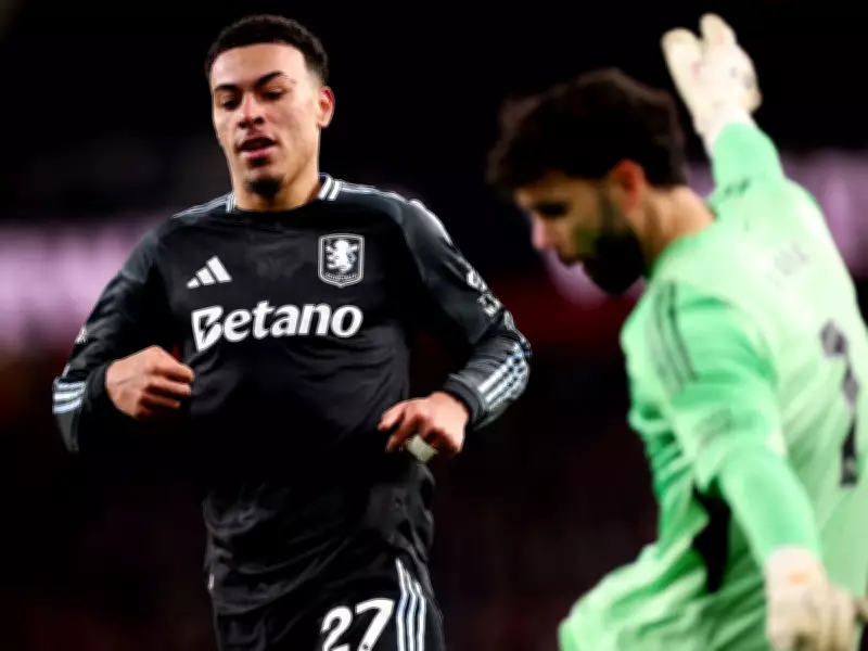 Arsenal Transfer Boost: Rogers Comments Hint at Move, Hincapie Eyed by Barca