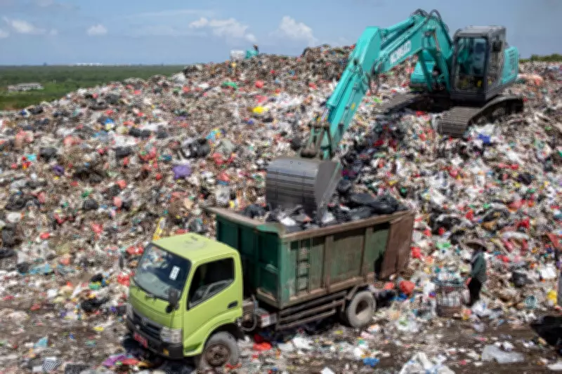Bali Garbage Crisis Worsens as Landfill Restrictions Disrupt Collection