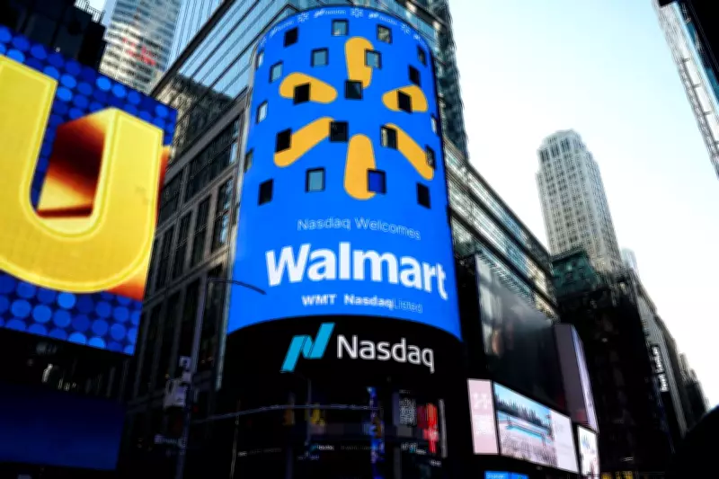 Bargain-Hunting Americans Flock to Walmart Amid Inflation Woes