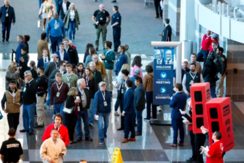 Berkshire Hathaway Annual Meeting Sees Smaller Crowd in Post-Buffett Era