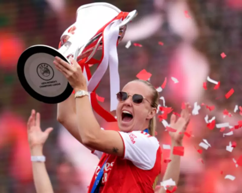 Beth Mead to Leave Arsenal After Nine Trophy-Laden Years