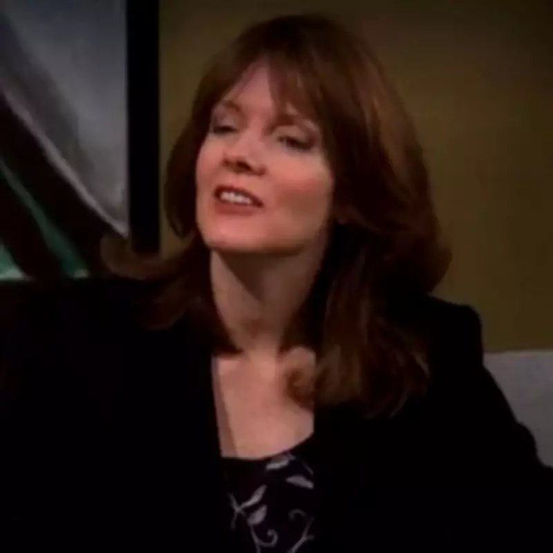 Billie Eilish Fans Stunned to Discover Her Mom Appeared on Friends