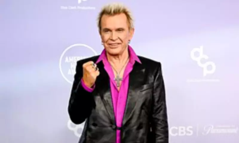 Billy Idol Rocks American Music Awards Red Carpet Before Lifetime Achievement Honor