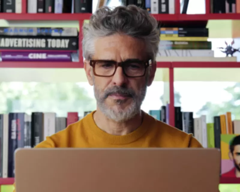 Bitter Christmas Review: Almodóvar's Complex Film Within a Film