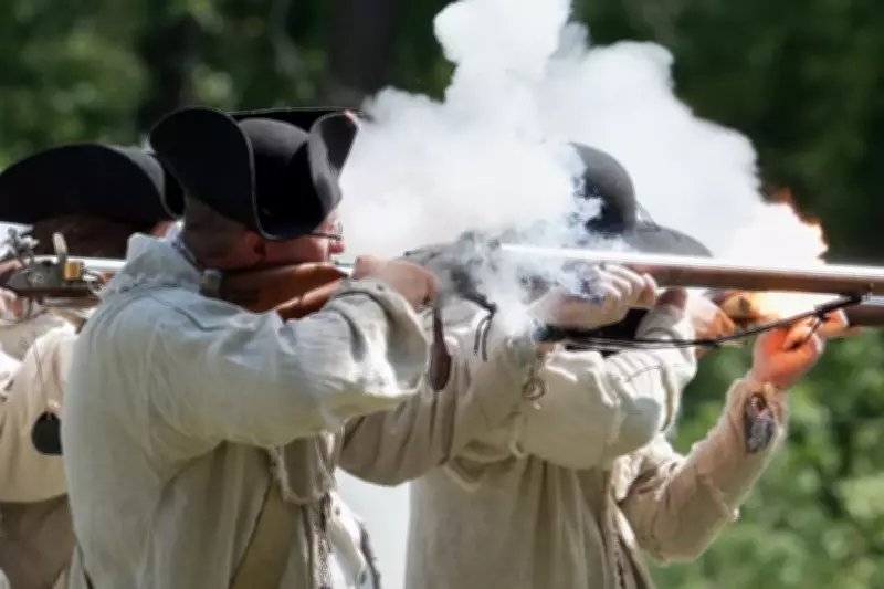 Bizarre US Loophole Allows Felons to Own Deadly Muskets and Cannons