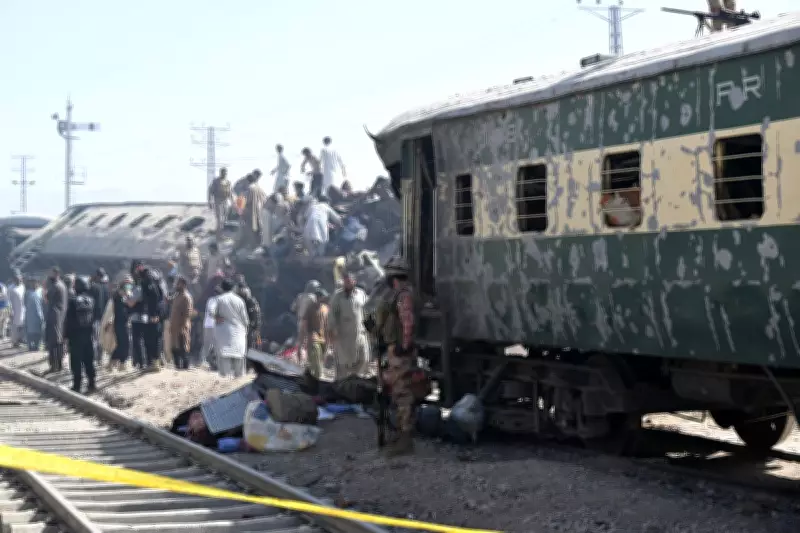 Bomb Blast Overturns Passenger Train in Pakistan, Wounding Dozens