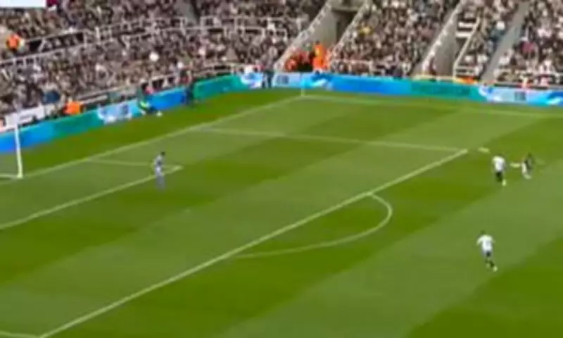 Castellanos Stunner Not Enough as West Ham Edge Closer to Relegation